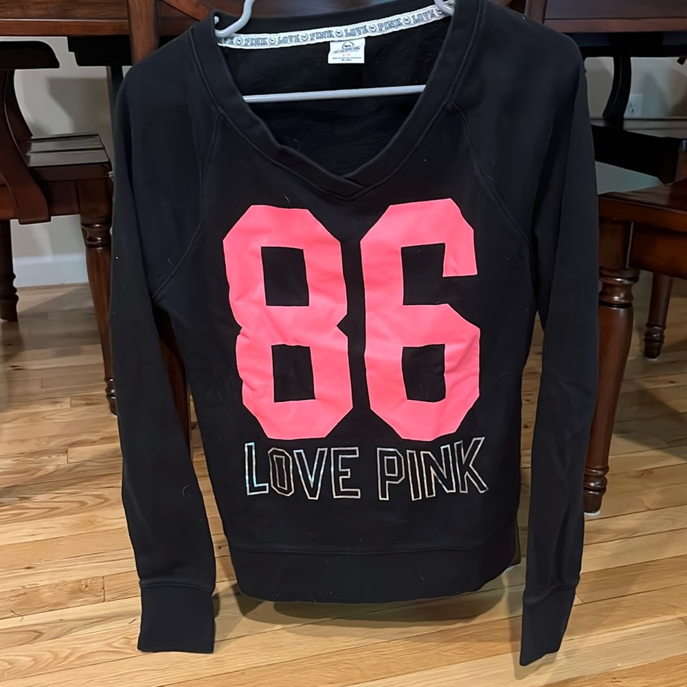 Pink sweatshirt no hood